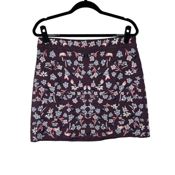 Loft Dark Plum Floral Embroidered Mini Skirt Sz 10 NWT - Picture 2 of 8